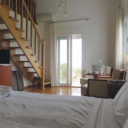 Olive Mansion Suites Marathón Zewnętrze zdjęcie