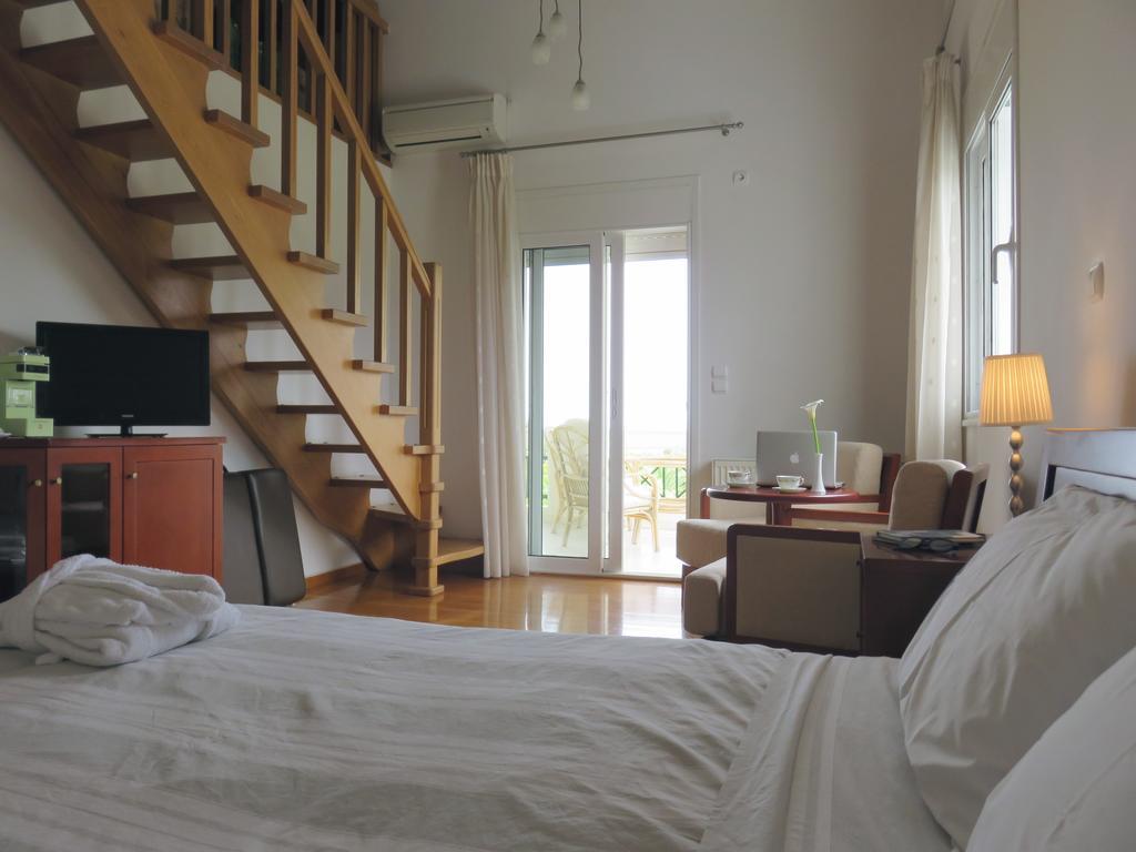 Olive Mansion Suites Marathón Zewnętrze zdjęcie